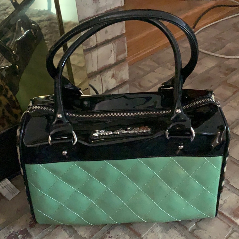 LUx de Ville patent leather bag. Almost new.